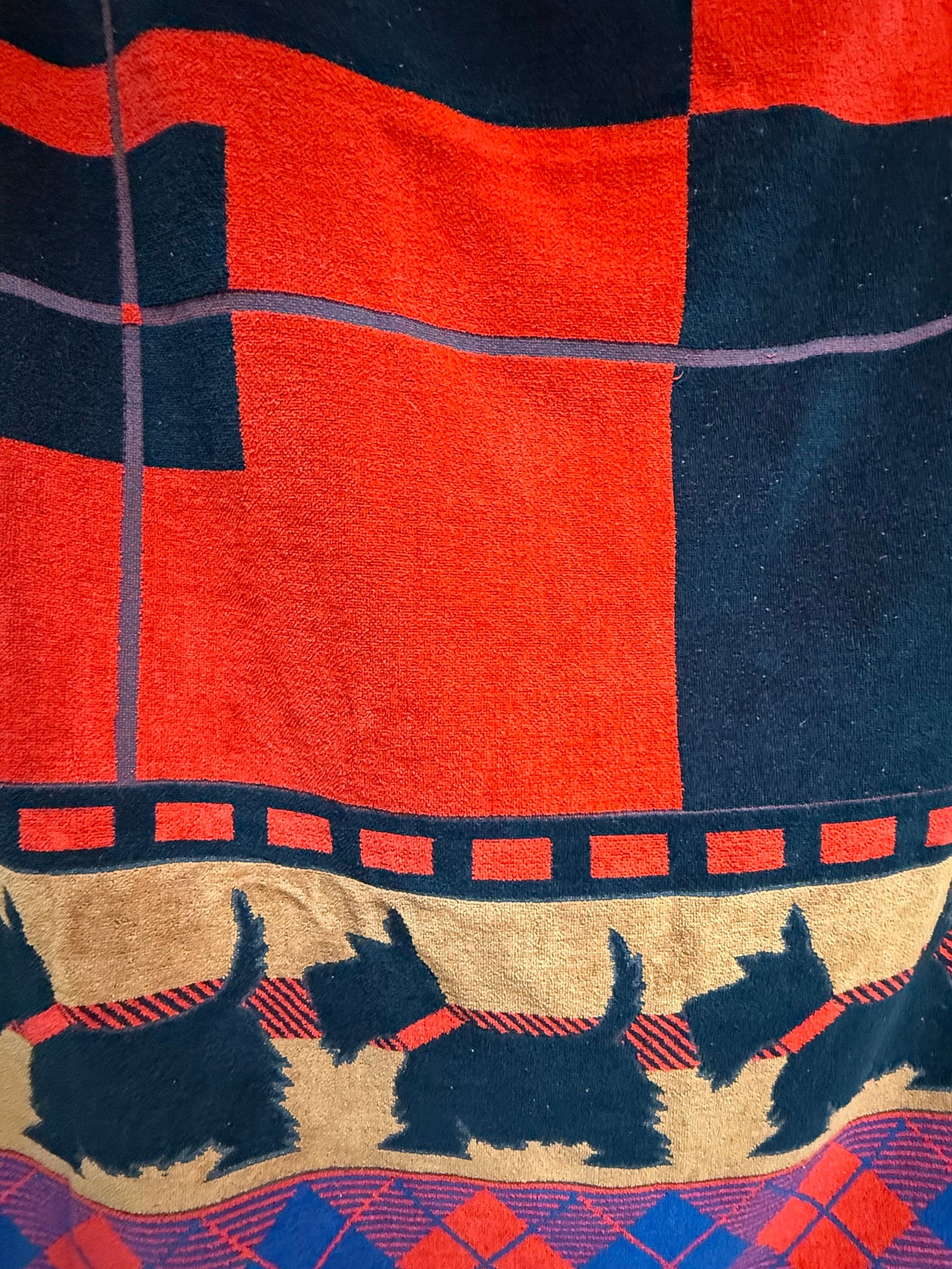 Vintage Continental Collection Scotty Dog Beach Towel