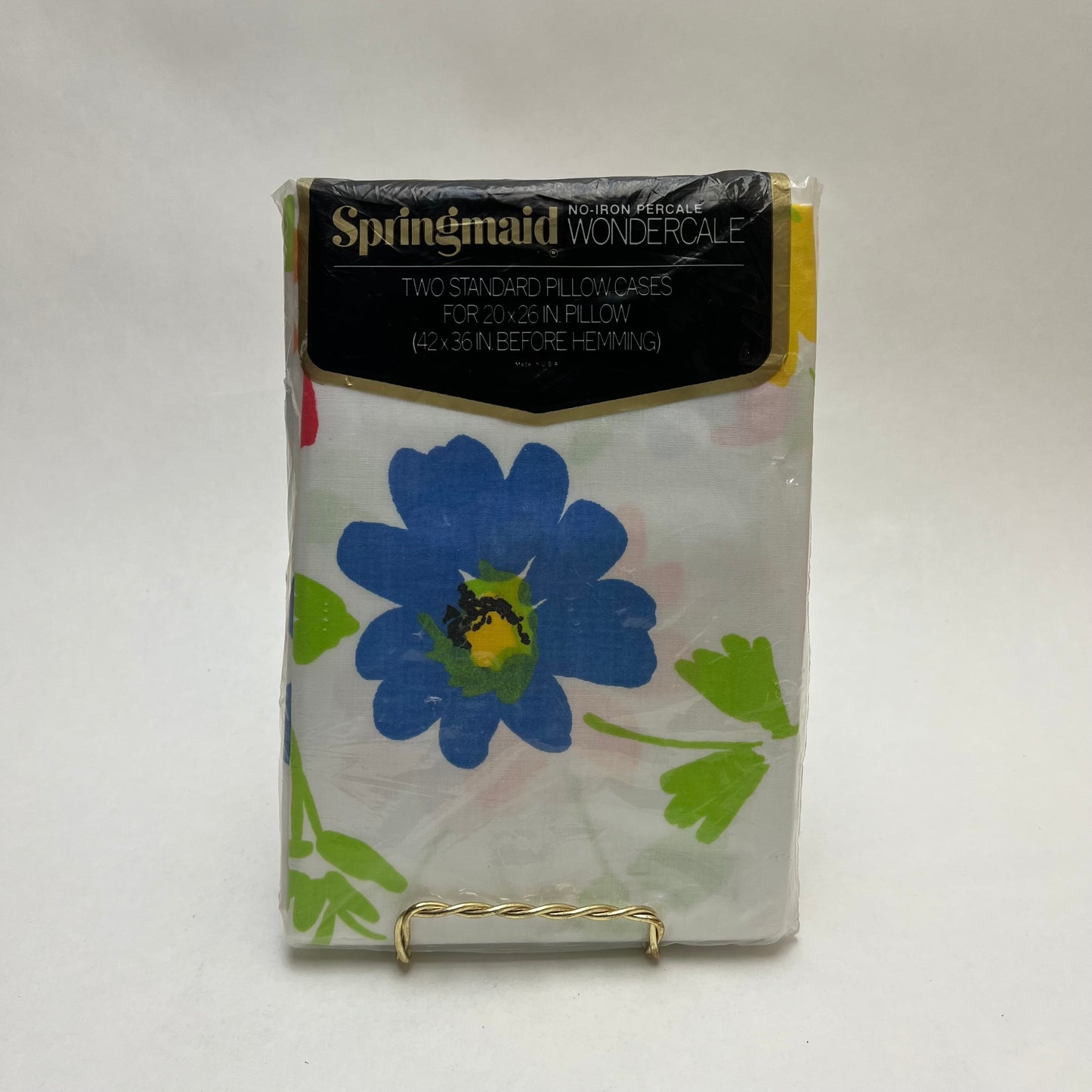 NOS Springmade Flower Floral No-Iron Percale Wondercale Two Standard Pillowcases