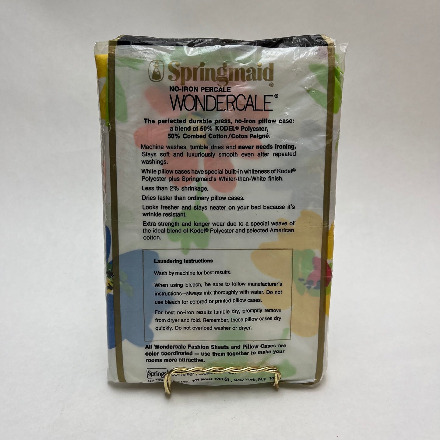 NOS Springmade Flower Floral No-Iron Percale Wondercale Two Standard Pillowcases