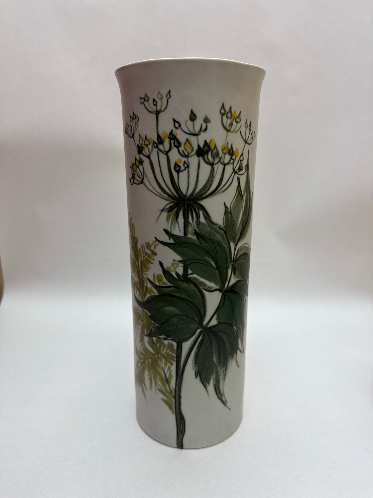 Arabia Finland Vase designed by Hilkka-Liisa Ahola in 1958 Kukka (Flowers) Series Original Tag