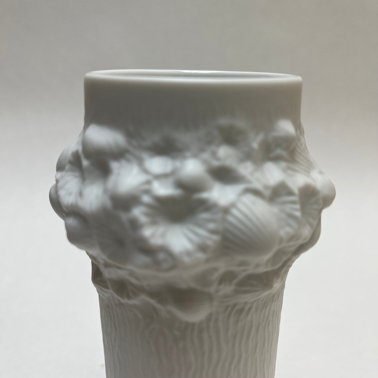 AK Kaiser Germany Small White Bisque Vase with Shell Design