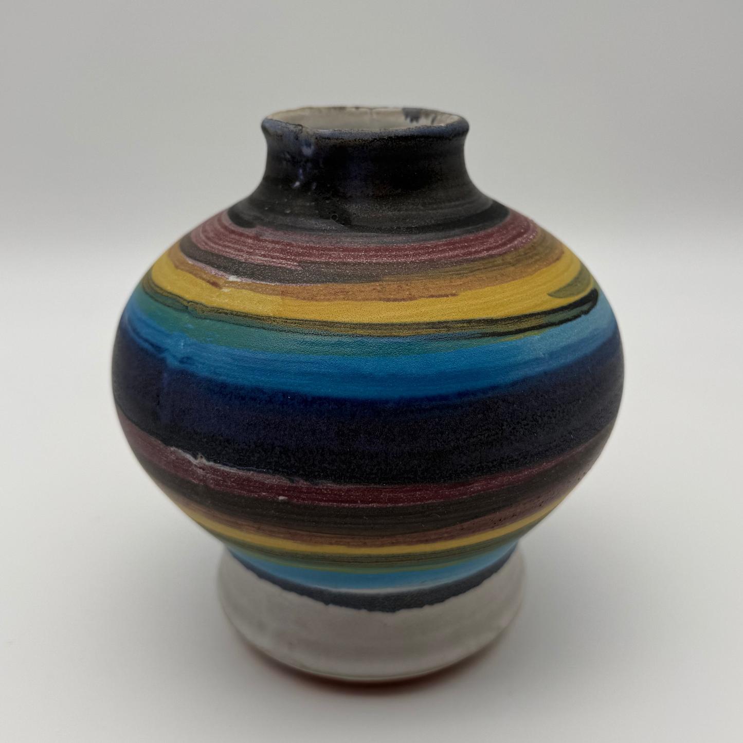 Vintage 1971 Pacific Stoneware Inc. 6" Pottery Vase Signed B. Welsh Made In US