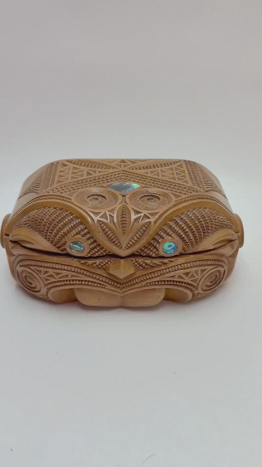 New Zealand Maori Carved Wood Hinged Treasure Box w/ Abalone Shell Inlay